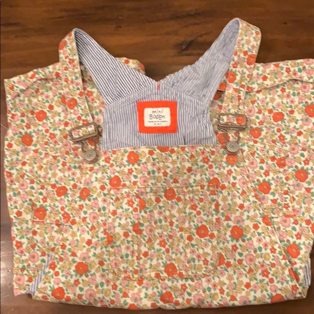 Mini Boden Liberty floral girls short overalls